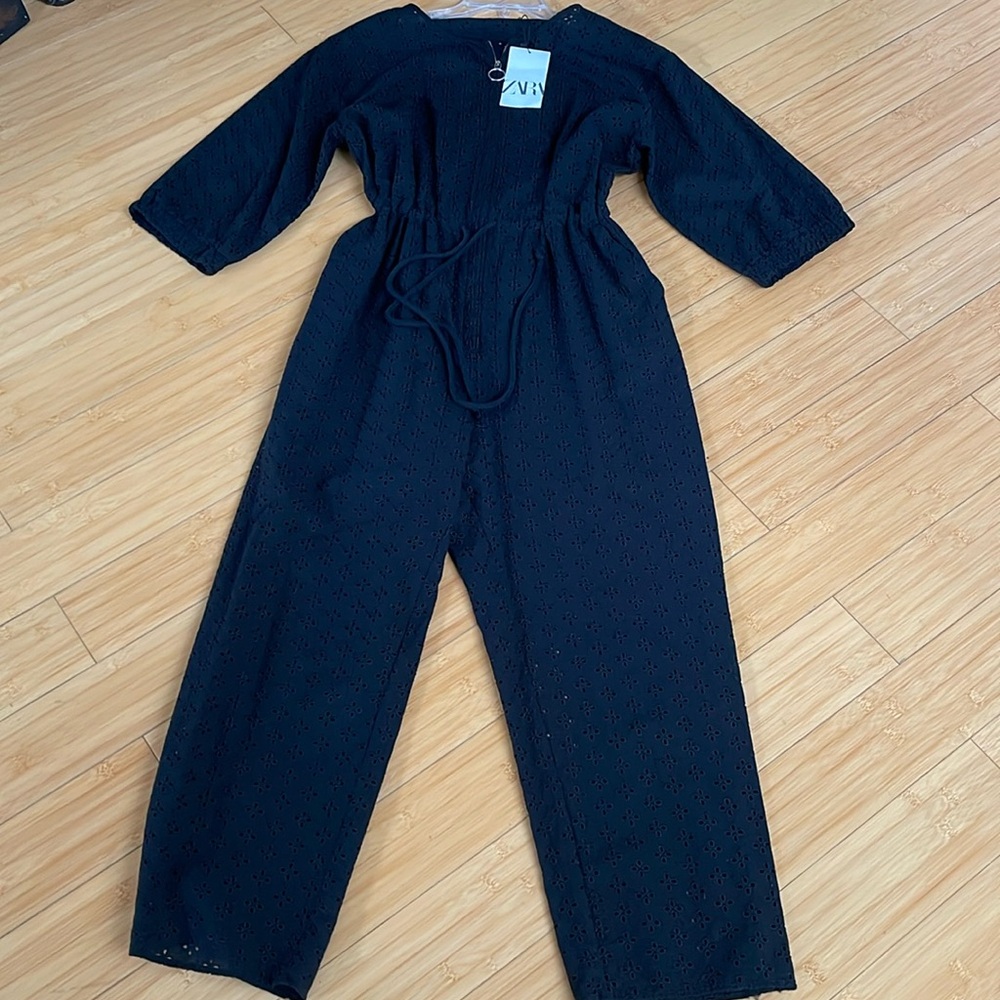 Women Zara Black Eyelets Overall Jumpsuits NWT Front Long Zipper W/Pockets Large
